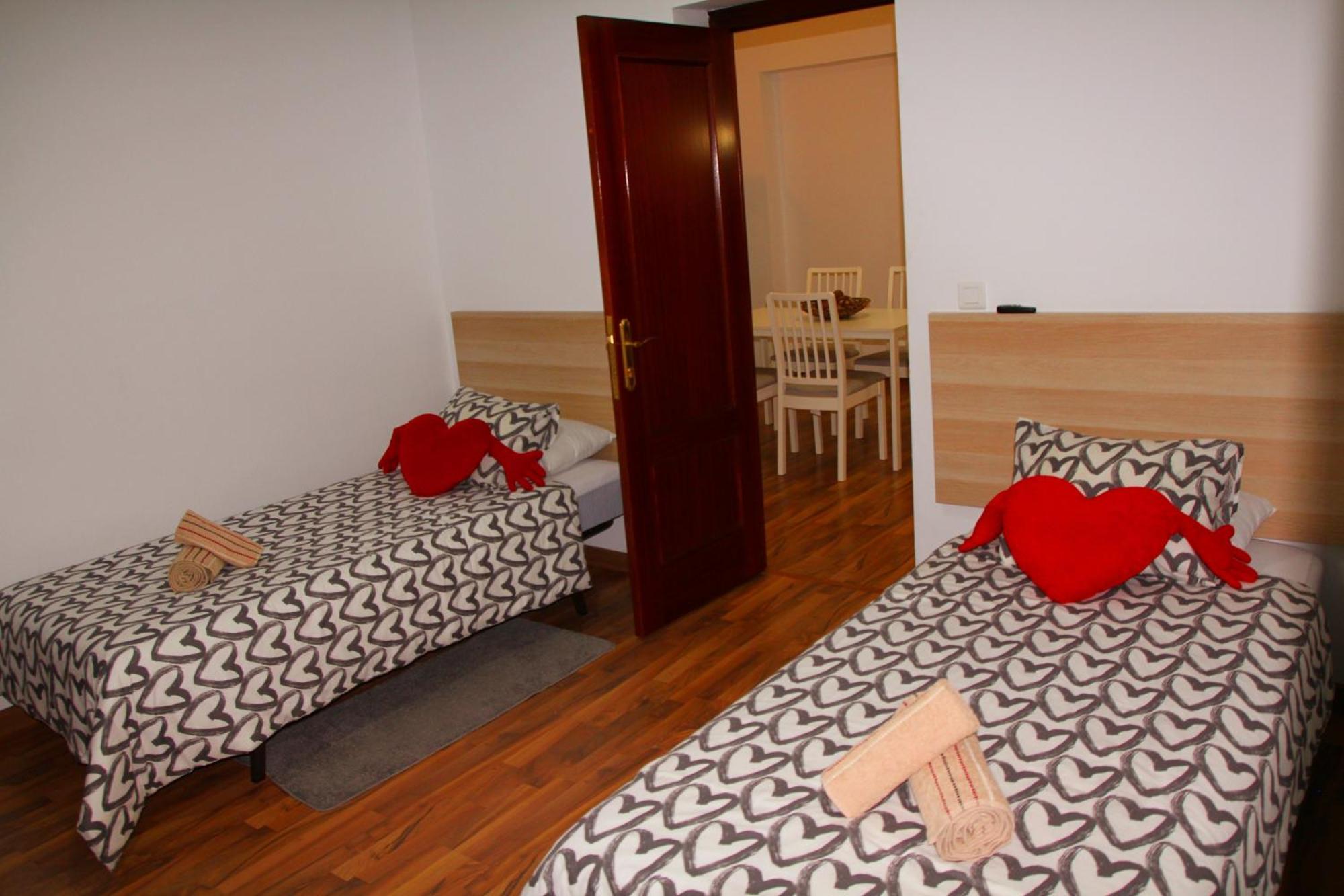 דוס הרמנאס Villa Ahumor Apartamento Entero 20 M Sevilla -6Pax מראה חיצוני תמונה